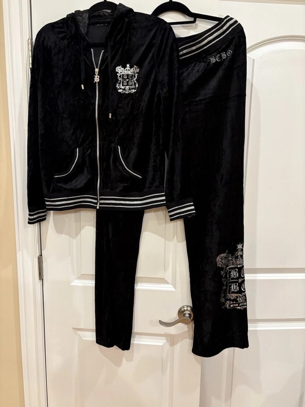bcbg maxazria Black Velour tracksuit jacket And pants XL NEW